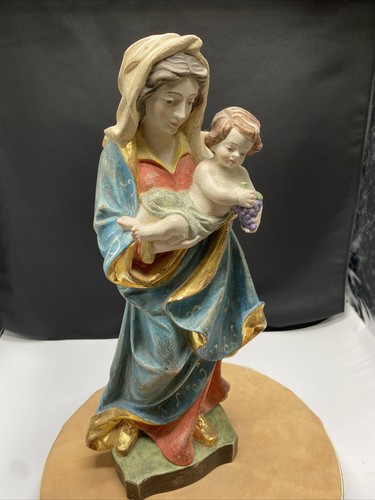 Alte holzfigur maria mit kind - holzfigur,