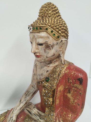 Alte thai buddha statue - alte,